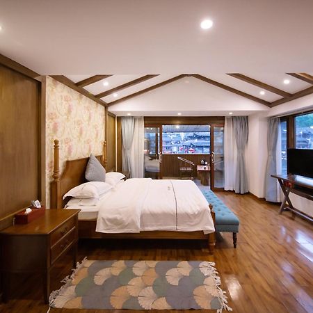 Fenghuang Slowly Time Inn מראה חיצוני תמונה