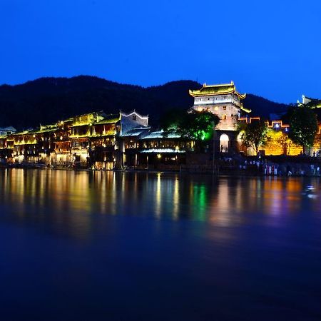 Fenghuang Slowly Time Inn מראה חיצוני תמונה