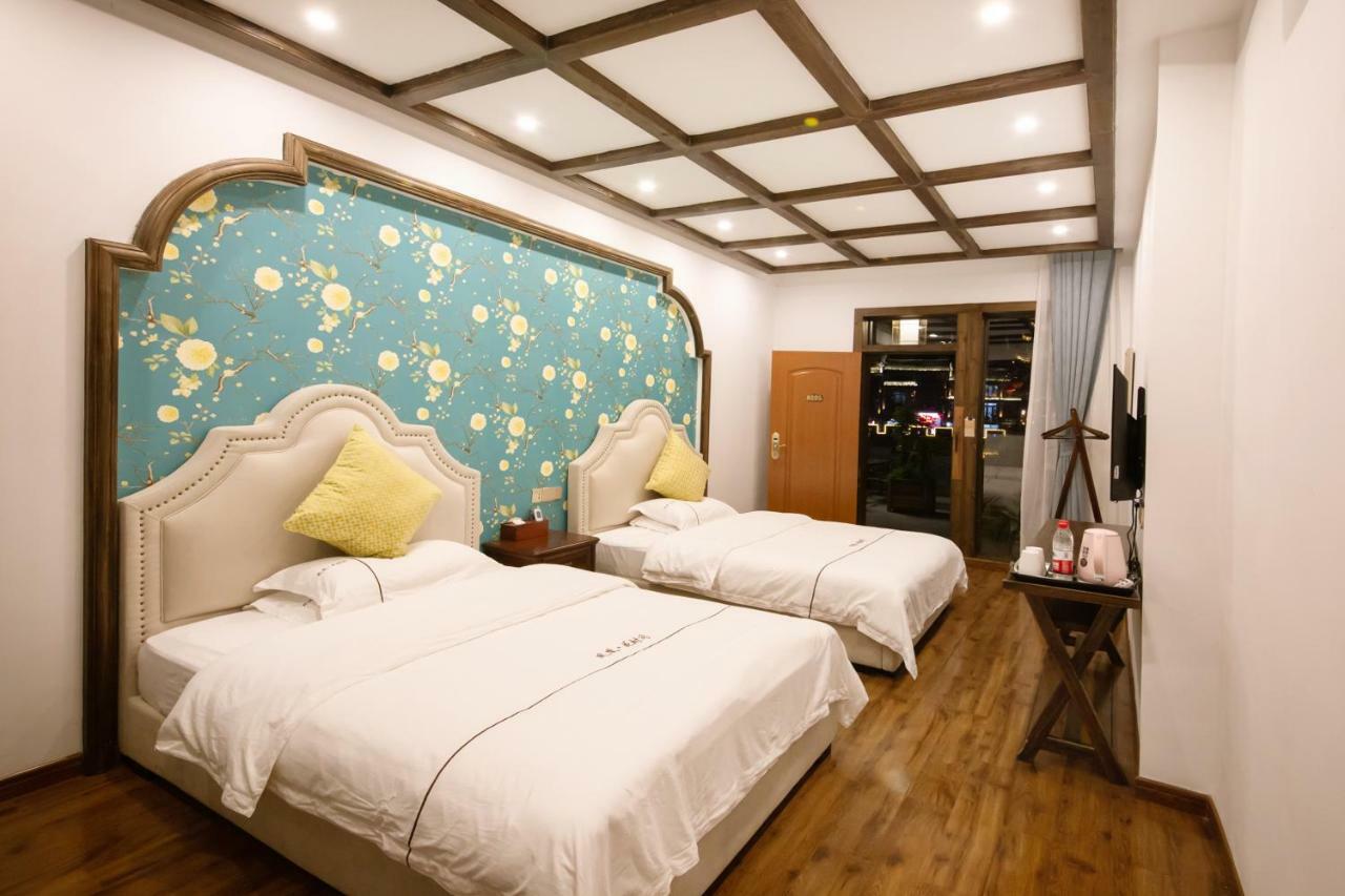 Fenghuang Slowly Time Inn מראה חיצוני תמונה