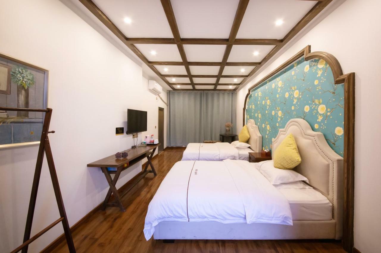 Fenghuang Slowly Time Inn מראה חיצוני תמונה