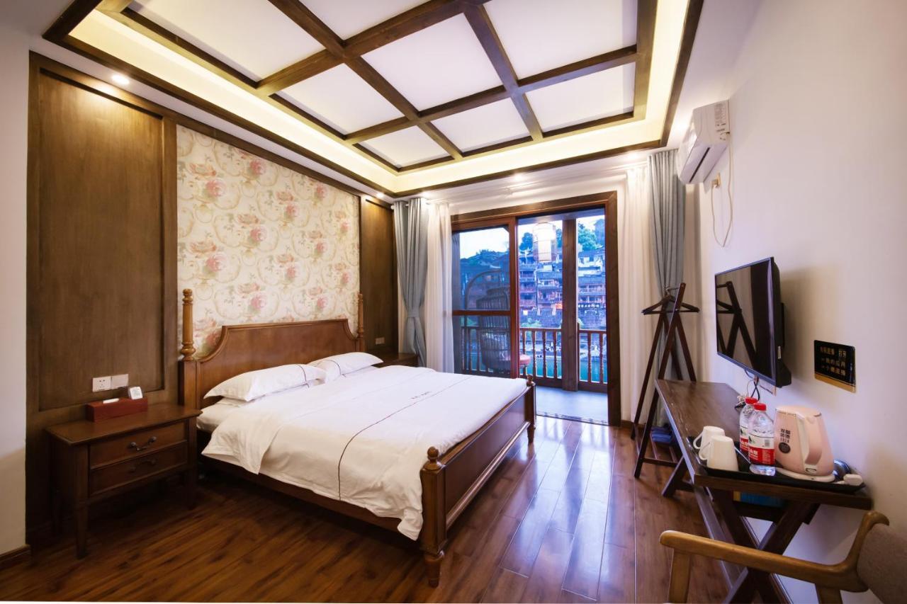 Fenghuang Slowly Time Inn מראה חיצוני תמונה